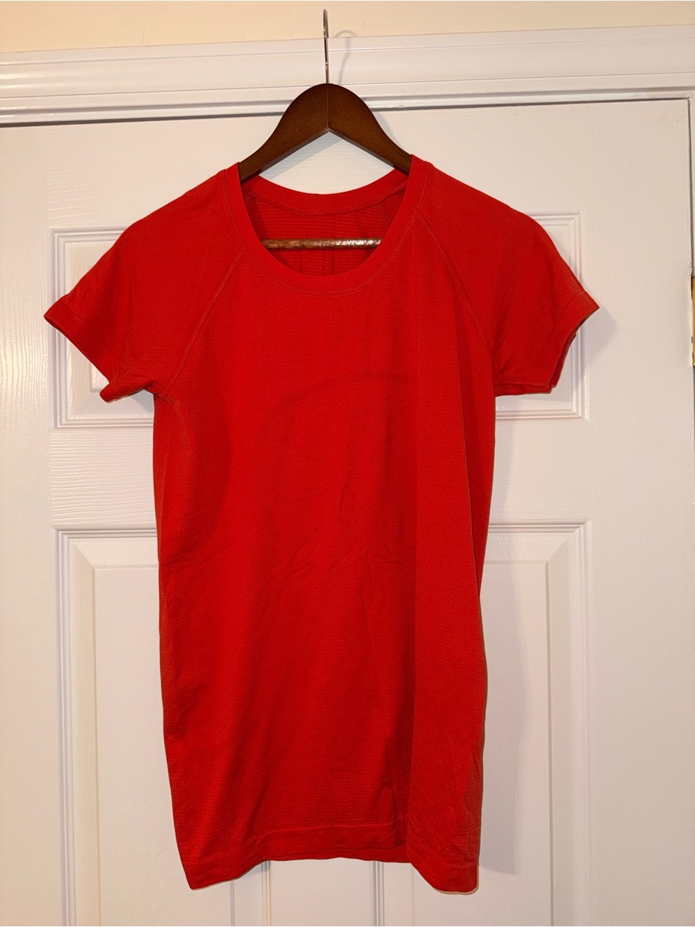 lululemon athletica Red Short Sleeve Tee